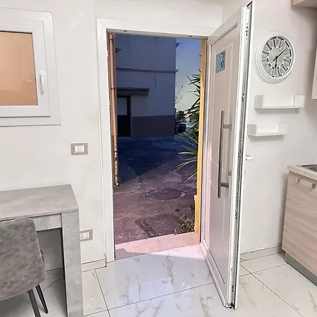 بيت للعطل La Perla Del Borgo